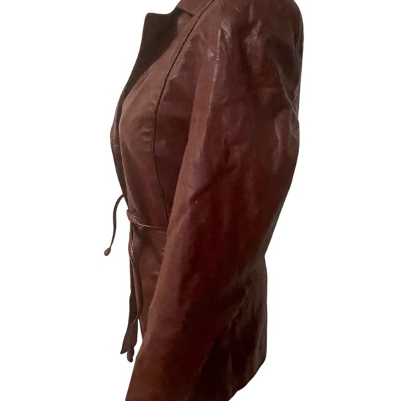Etienne Aigner Button Down Red Belted Leather Jacket Women's Size 8 - Picture 9 of 16